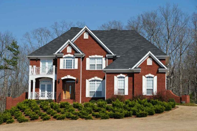 trusted residential roofing expert in Aubrey TX